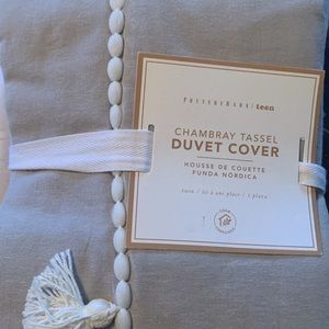Pottery Barn Teen Chambray Tassel Duvet cover - gray
